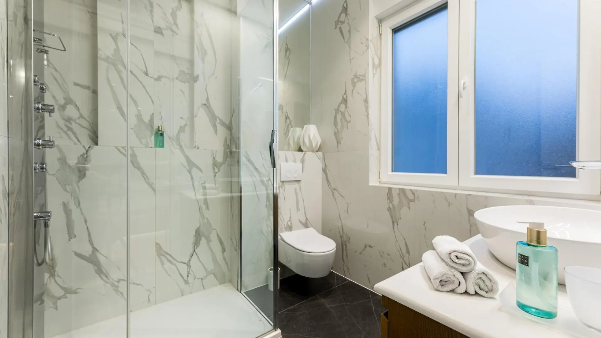 Luxury Rooms Fortuna Split 0*,  Croatia